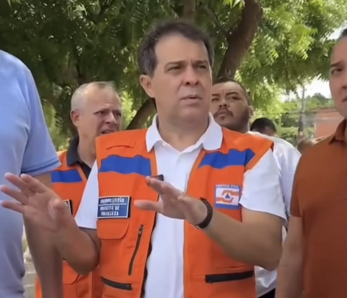 Prefeito Evandro Leitão inicia Grande Trabalho de Limpeza Urbana em Fortaleza