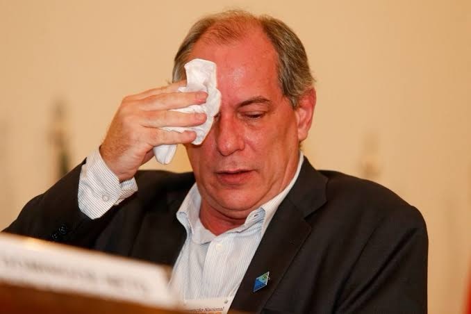 Justiça determina penhora de picape Hilux de Ciro Gomes por dívida com advogado de site de notícias